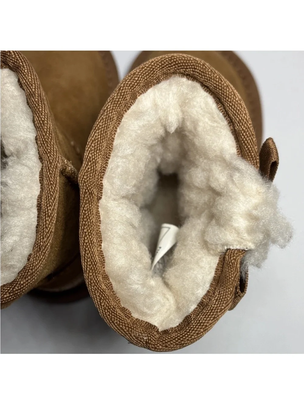 Koolaburra by UGG Toddler Size 5 Victoria Mid-Calf Snow Boots Bow Fur Trim